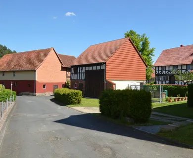 Schönes Landhaus in Rotenburg-OT, Mietkauf möglich!
Pferdehaltung möglich, Kaufpreis €375.000