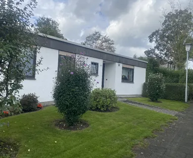 NEU: Freistehender Bungalow mit ca. 106 m² Wohnfläche auf 582 m² Grundstück