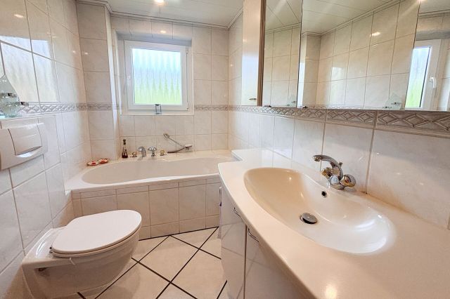 Badezimmer EG