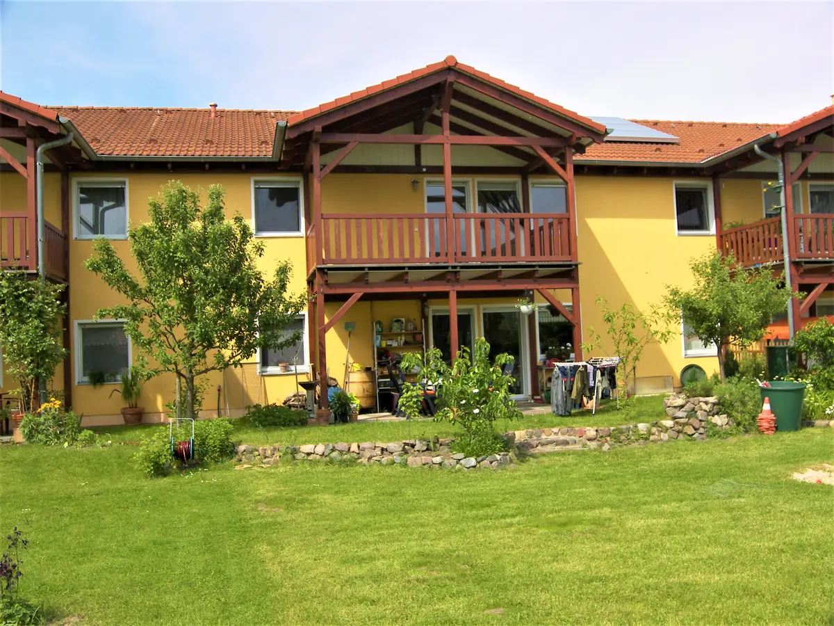 AG 1 Balkone und Terrassen