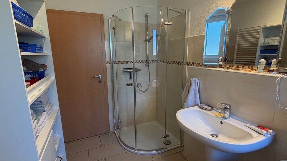 und Dusche