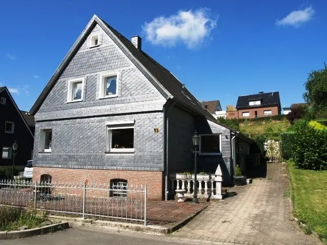 Straßenansicht