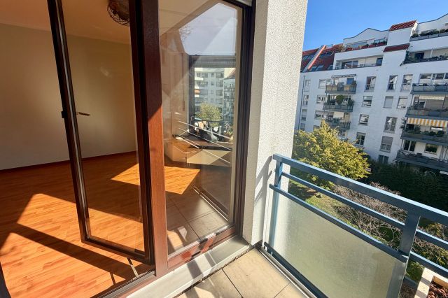 Balkon und schöner Erker im WR