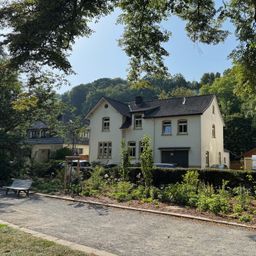 Charmantes Einfamilienhaus in idyllischer Wohnlage mit Aggerzugang – vermietet!