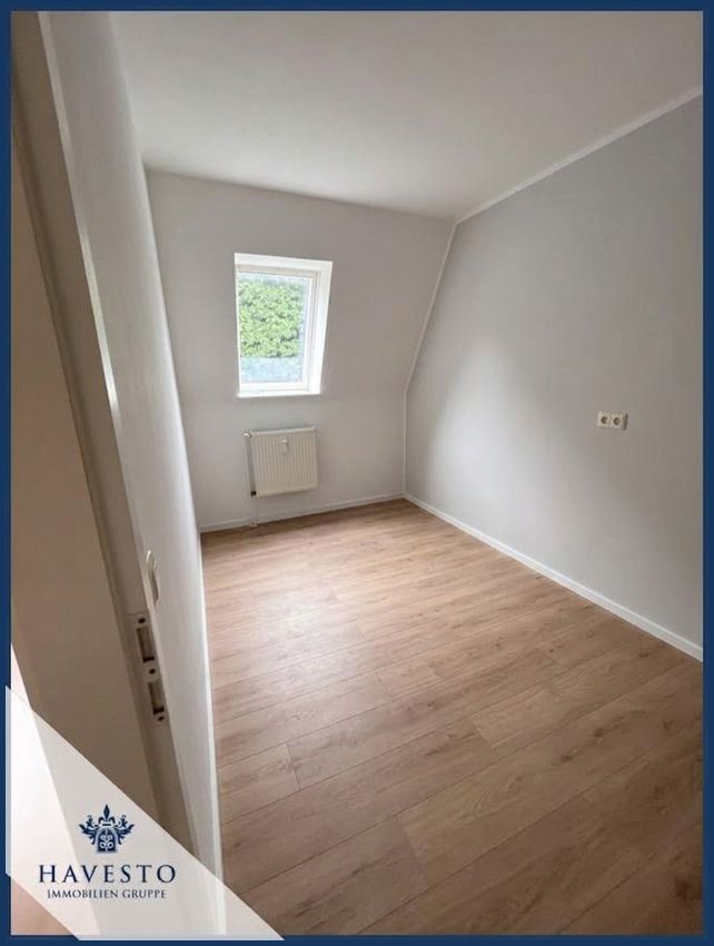 2-Zimmer-DG-Wohnung, 56,1 m², hell, Abstellkammer, EBK nach Absprache optional - Photo 1