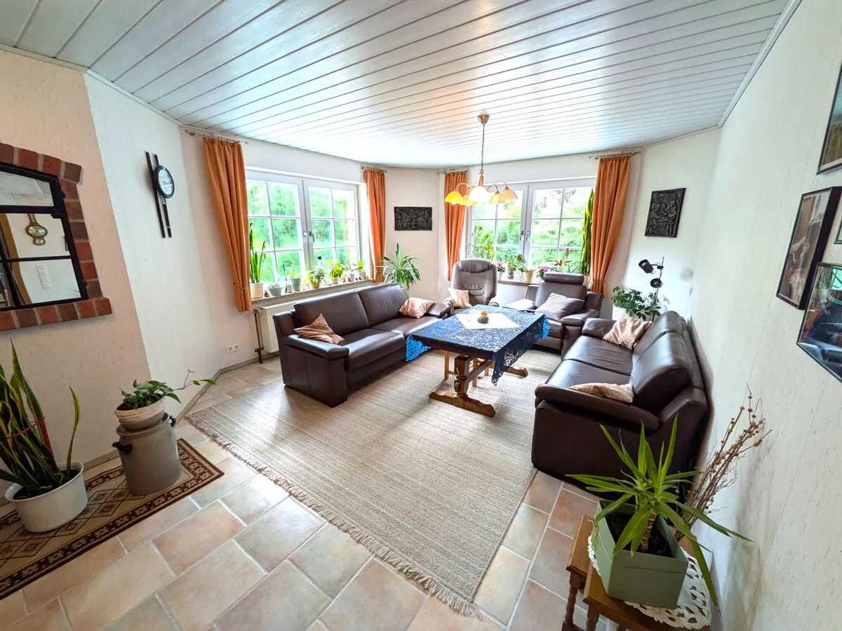 Freundliches und gemütliches Wohnzimmer