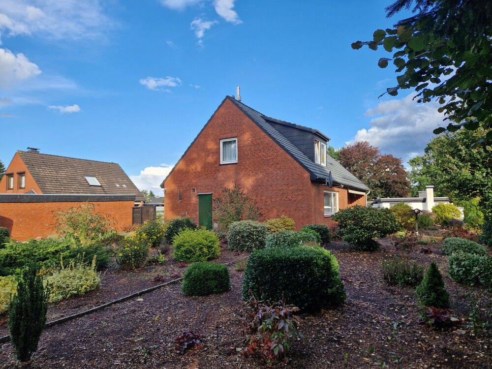 Die großzügige Gartenfläche