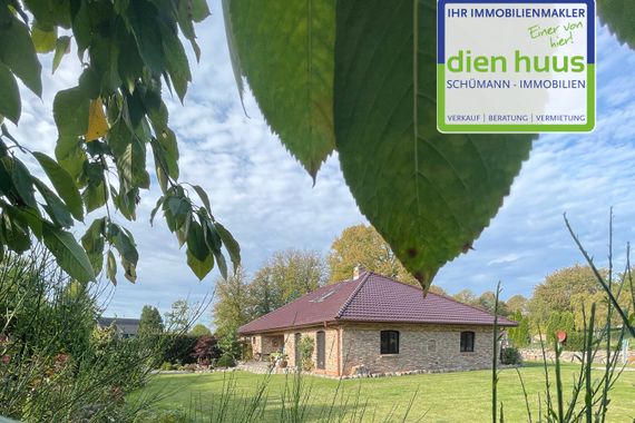 Wunderschönes energieeffizientes (A+) und modernes Einfamilienhaus mit sehr großem Grundstück