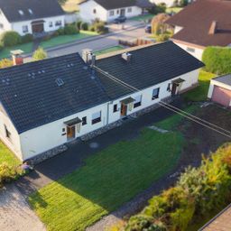 Gepflegtes 3-Parteienhaus im Bungalowstil in zentraler Wohnlage von Puderbach zu verkaufen!