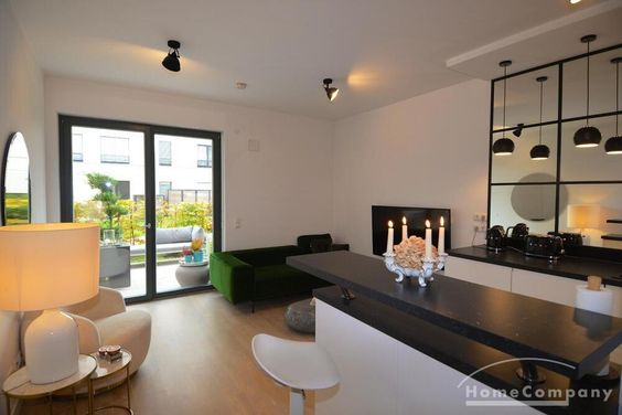 Luxuriöse, möblierte Wohnung in Schmargendorf mit großer Terrasse