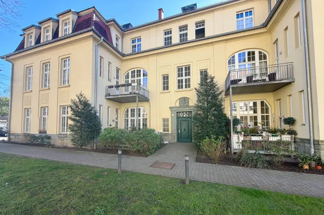 Hausansicht - Eingangsbereich