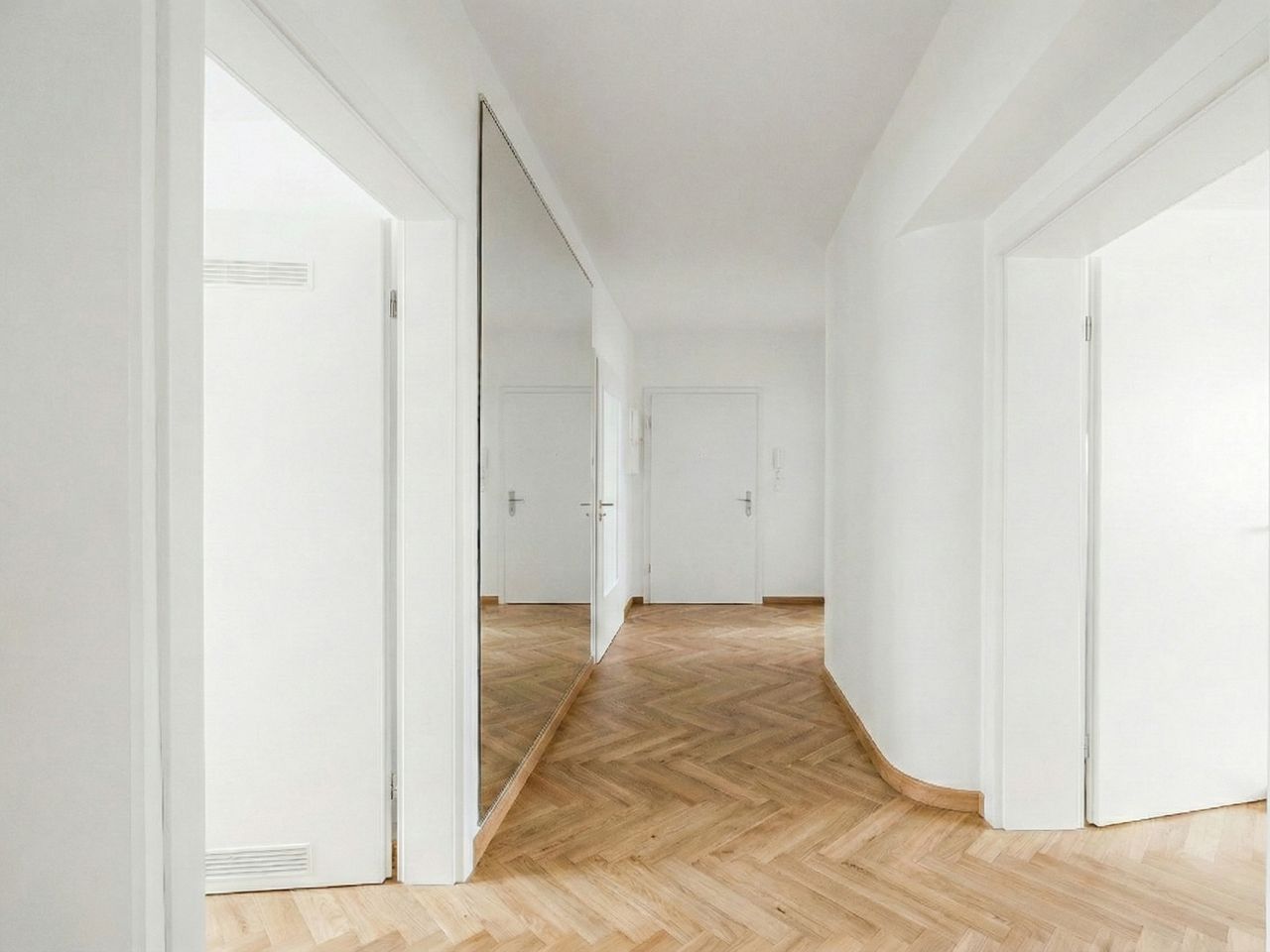 Diele/Eingangsbereich visualisiert mit Eichenparkett