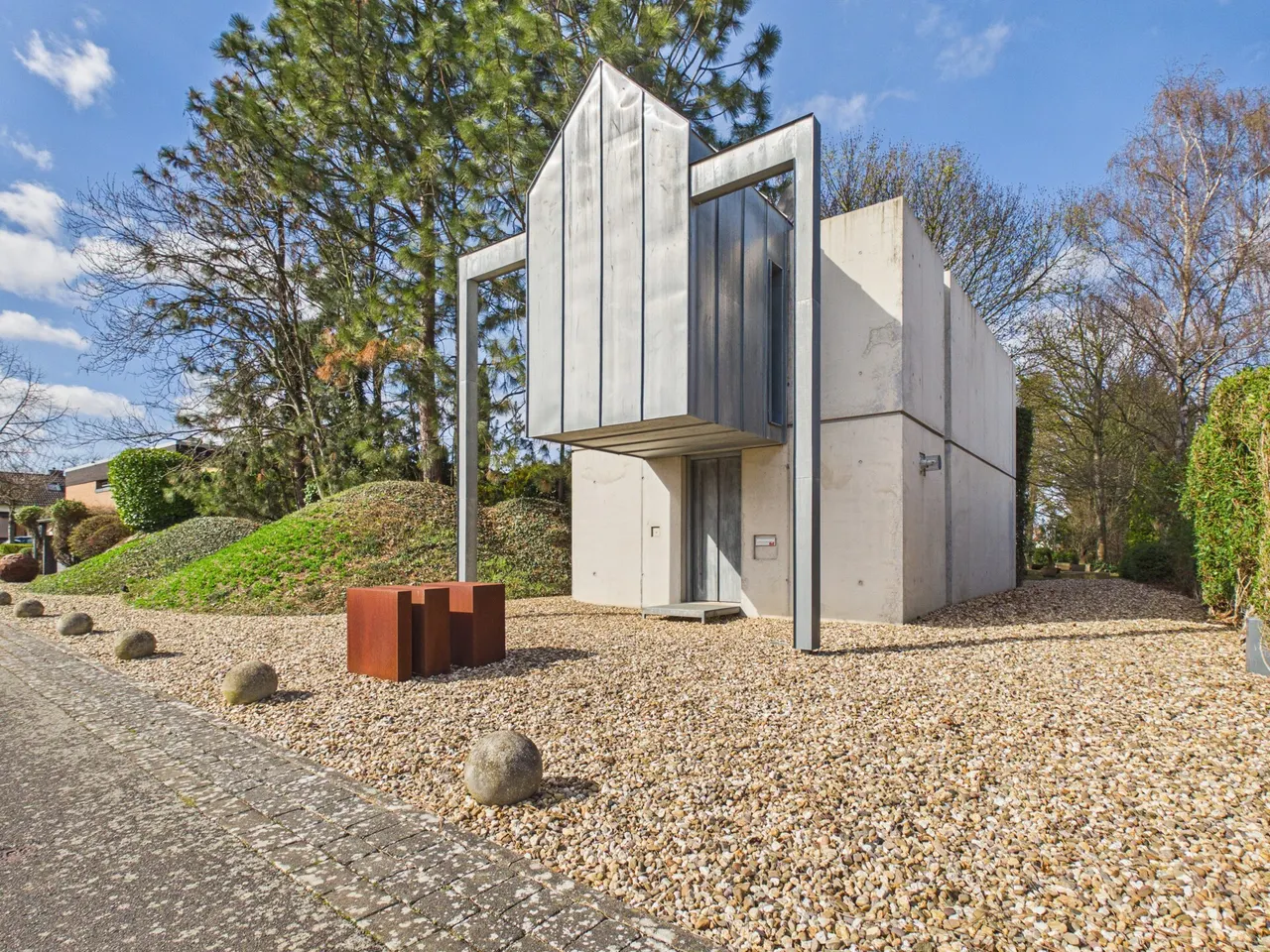 Atelierhaus -Außenansicht -1-