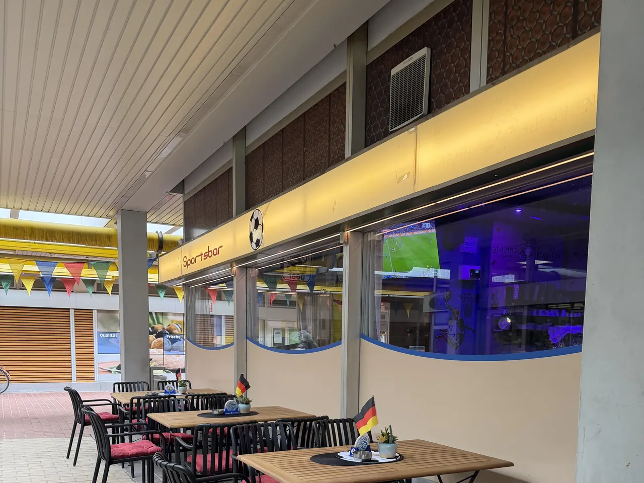 Außenbereich vermieteter Laden