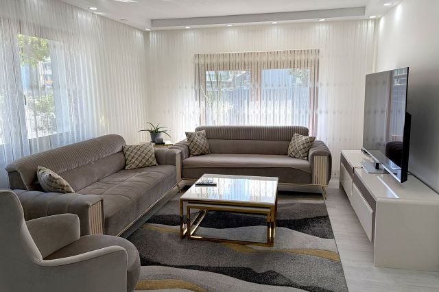 Wohnzimmer (EG)