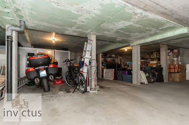 Tiefgaragenstellplatz