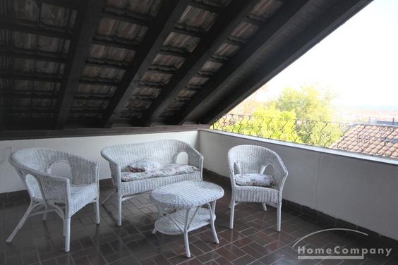 Möbliertes Zimmer mit großer Dachterrasse in Alt Saarbrücken