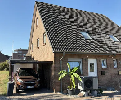 Moderne Doppelhaushälfte mit A+Energieeffizienz in ruhiger Lage von Moers-Repelen