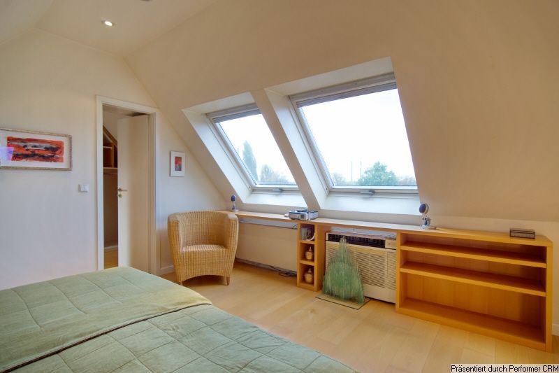 Schlafzimmer mit Blick auf den Rhein