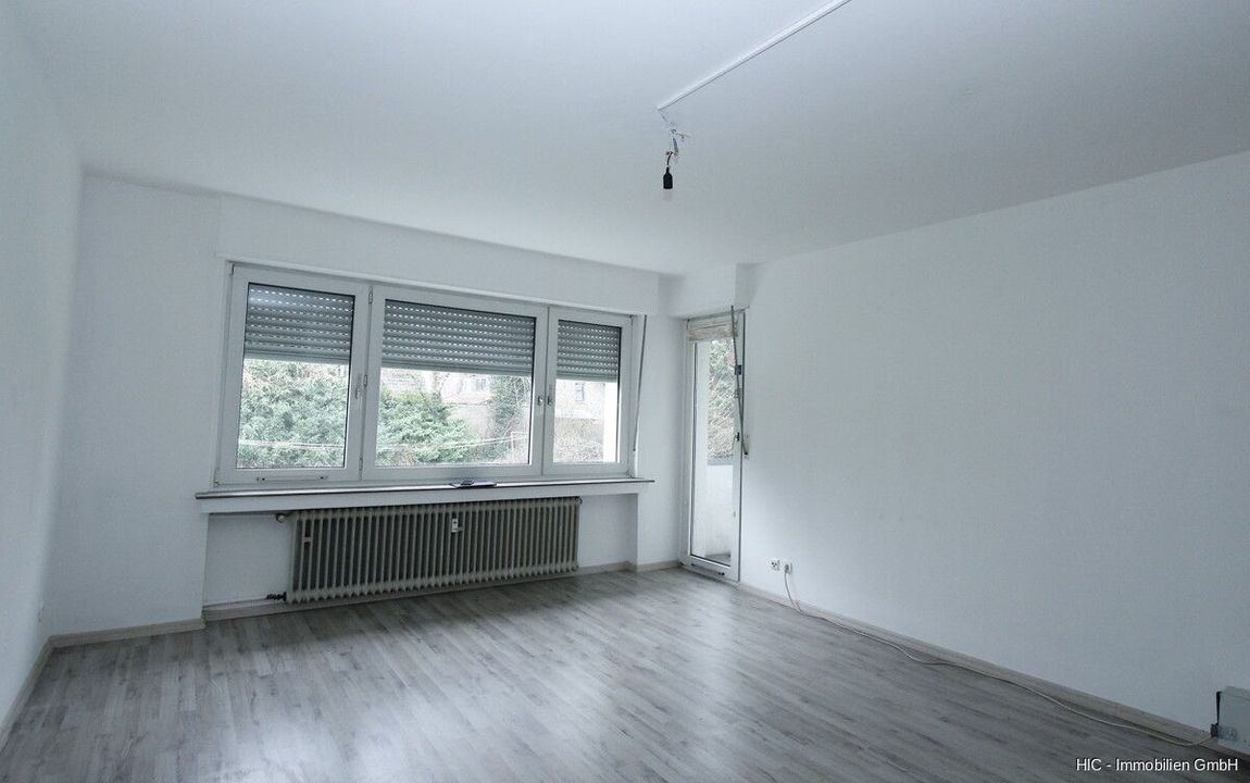 Brüggen-Bracht: 3 Zimmer EG-Wohnung mit ca. 71,3 m² Wohnfläche + Stellplatz