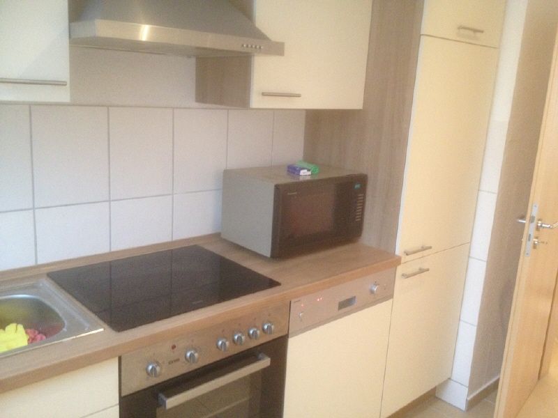 3 Zimmer Wohnung mit Einbauküche und Balkon - Photo 4