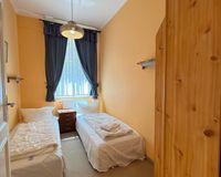 2. Schlafzimmer