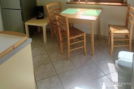 Möbliert/Furnished 2-Zimmer Apartment in Dresden-Dölzschen max. 2 Personen