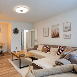 Gepflegte ca. 67m² große 3-Zimmer-Wohnung mit Balkon, Einbauküche und Tageslichtbad