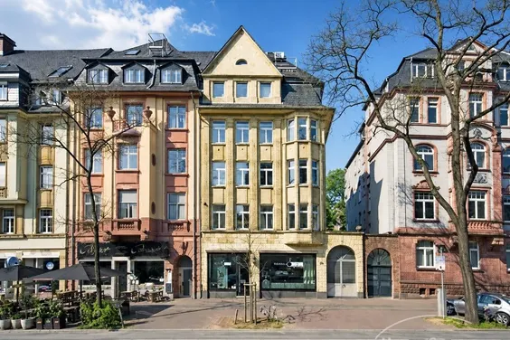Sachsenhausen (8072604)  Hochwertige Maisonettealtbauwohnung in bester Wohnlage