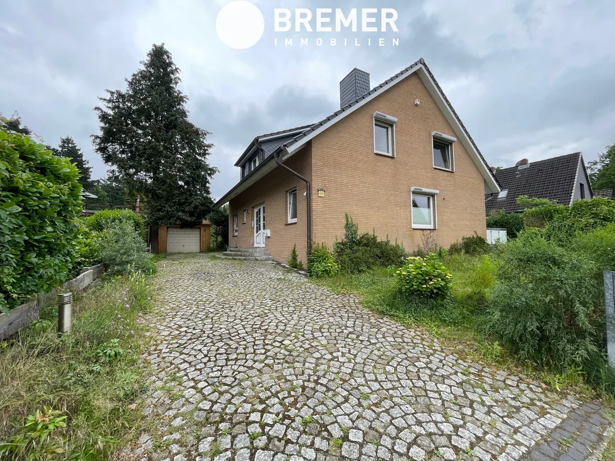 Großzügiges Einfamilienhaus mit Garten und viel Platz für die Familie oder WG