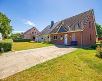 Zwei Stellplätze vor dem Haus