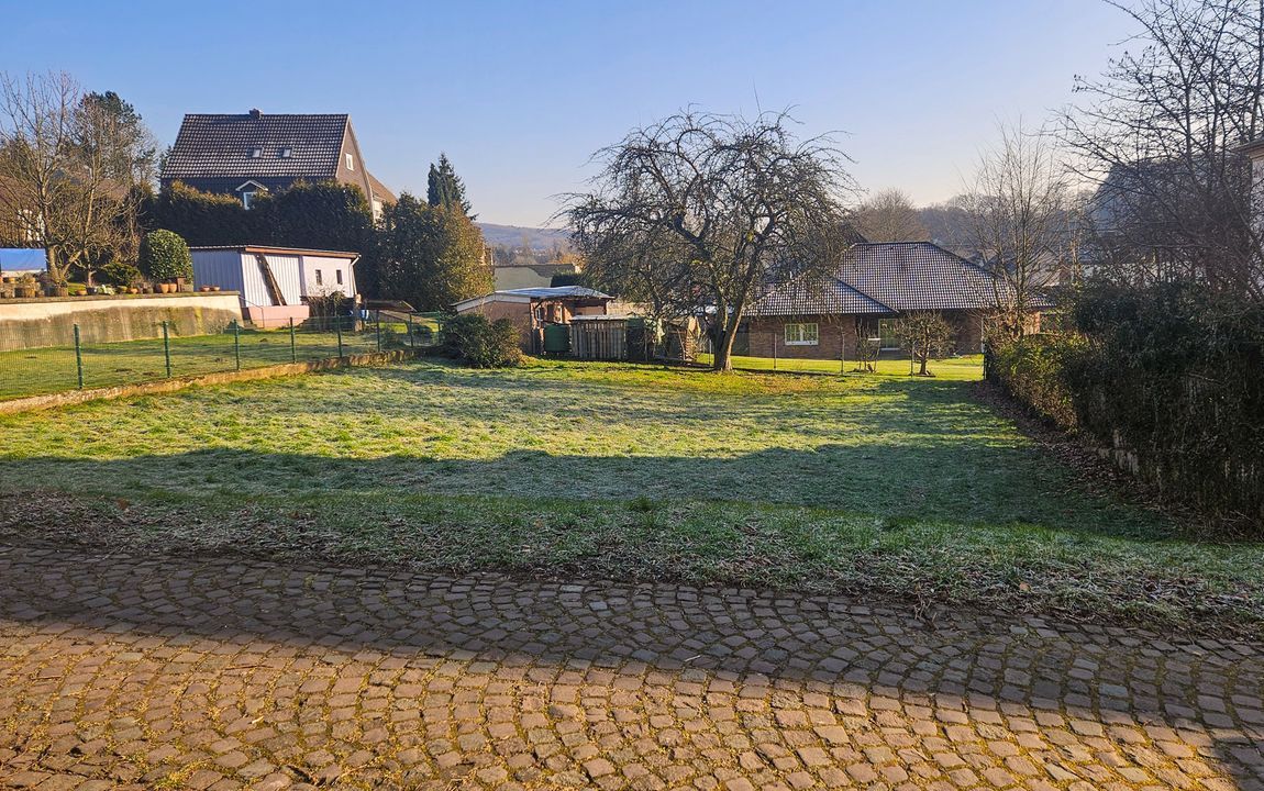 Erschaffen Sie sich Ihren Wohntraum! Erbpachtgrundstück in zentraler Lage von Windeck / Au (Sieg)!