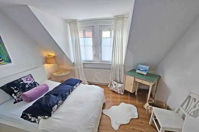 Schlafzimmer DG