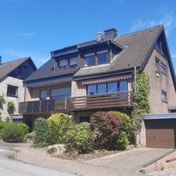 Ihr neues Zuhause in Ratingen-Homberg: Doppelhaushälfte mit Garten und Garage