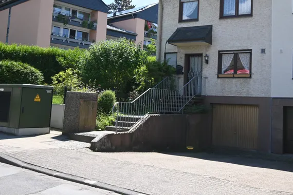 **** Gepflegtes Reihenendhaus mit durchdachter Raumaufteilung im Ortsteil Meigen....****