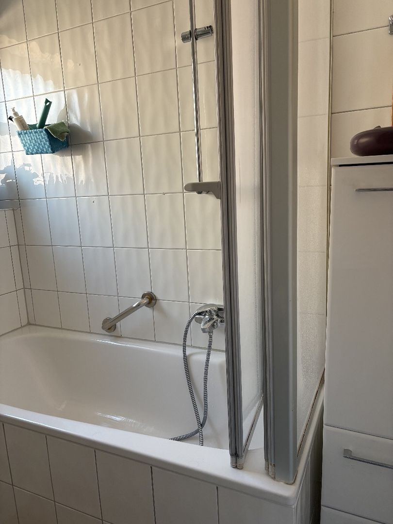 Ideal für junge Paare: große Maisonette-Wohnung mit Sonnenbalkon in Neuss Uedesheim. - Photo 4