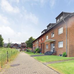 Gepflegtes Wohnambiente auf 96m²: Lichtdurchflutete 3-Zimmer-Wohnung mit Balkon & Garage