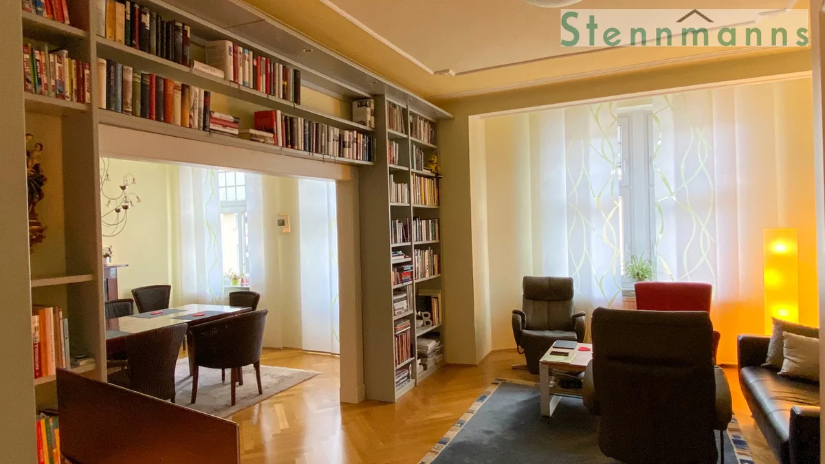 modernisierte Altbauwohnung mit historischem Flair