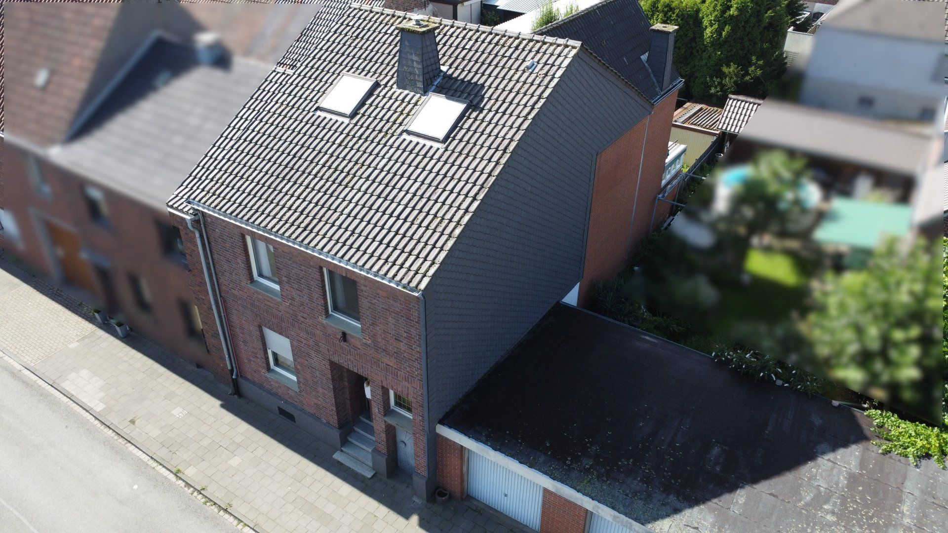 IN VORBEREITUNG! Raumwunder mit Garten und 2 Balkonen in Wesel- Büderich