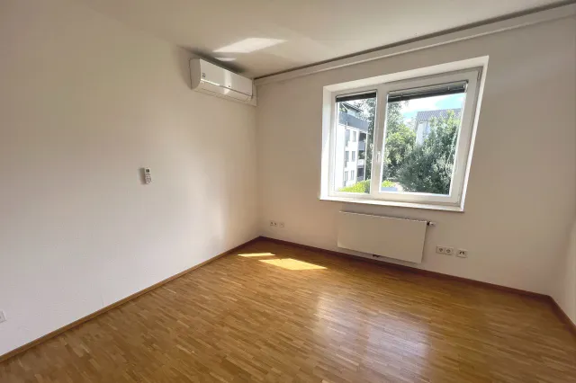 Kinderzimmer / Büro