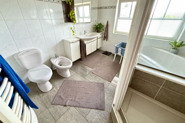 Badezimmer 1.OG