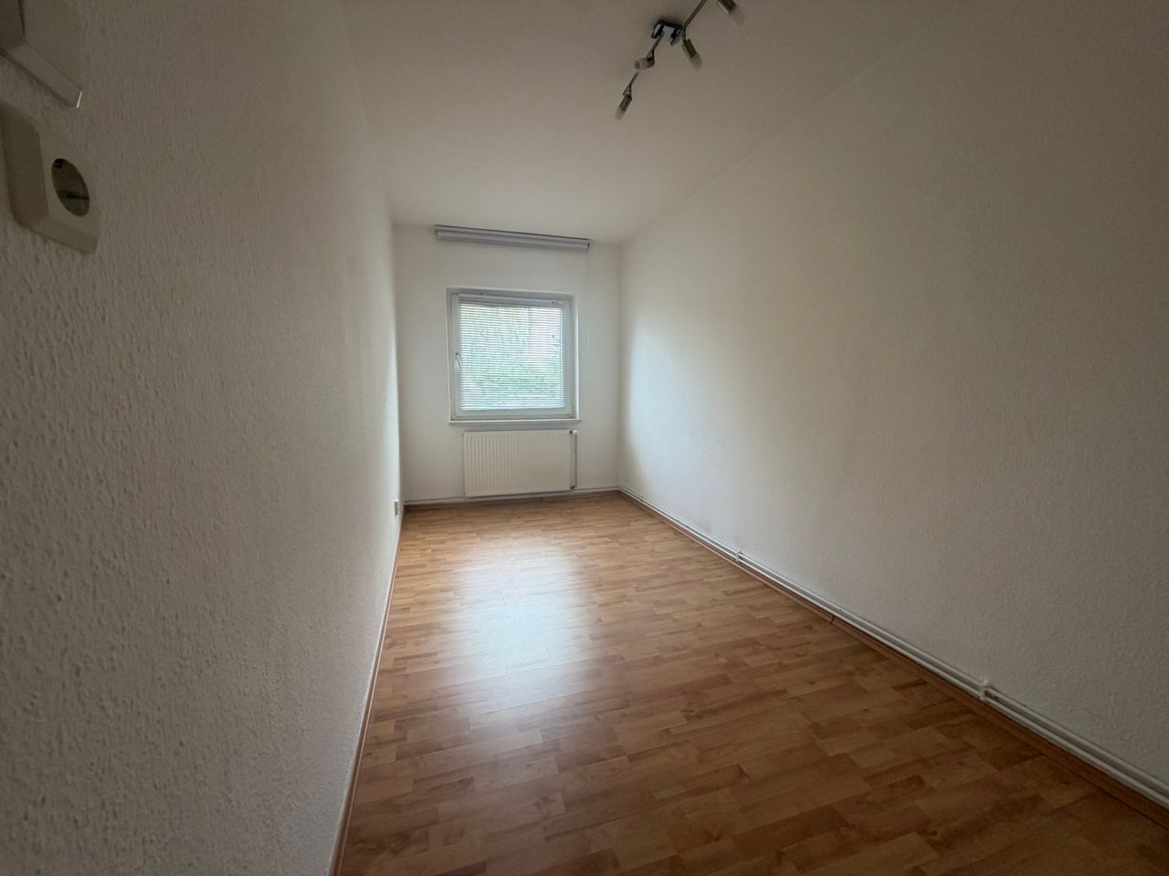 Attraktive 2-Zimmer-Wohnung mit Einbauküche - Photo 5