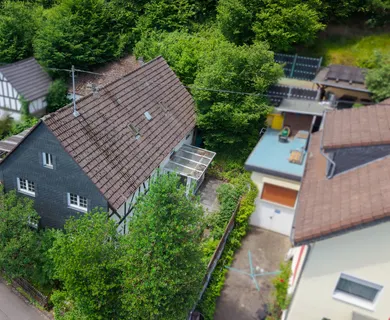 Platzwunder mit historischem Charme – Großzügiges Fachwerkhaus in familienfreundlicher Lage!