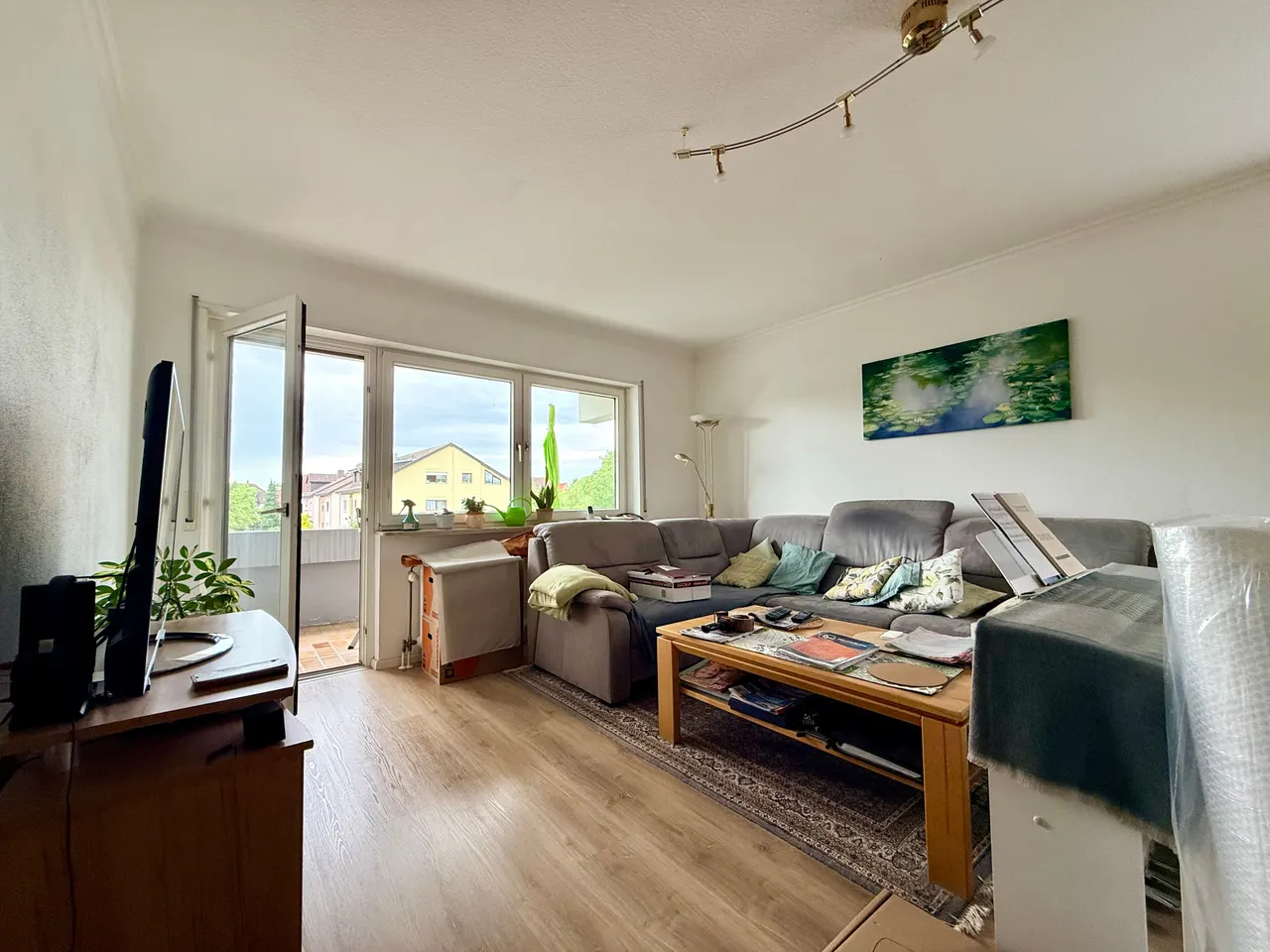 gepflegte 3,5 ZKB/Balkon-Wohnung in ruhiger Wohnlage - Photo 1