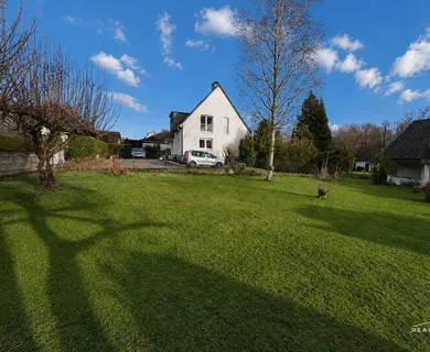 Sonniges Baugrundstück für EFH/ZFH in Lohmar-Ort, Waldrand