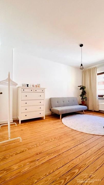 G&auml;stezimmer/ B&uuml;ro