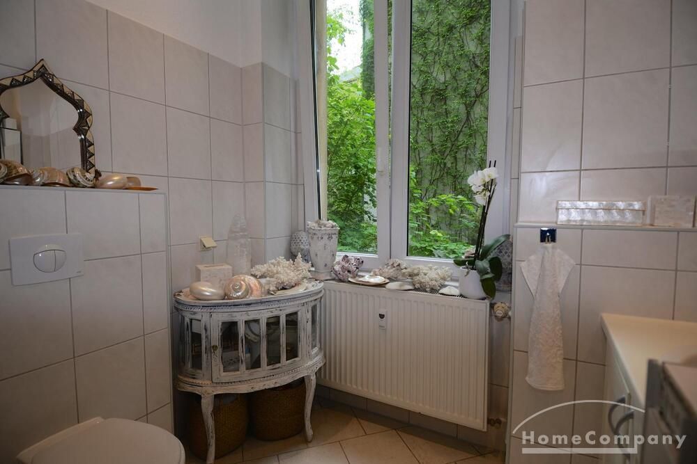 Sehr schöne Altbauwohnung am Ludwigkirchplatz - Foto 1