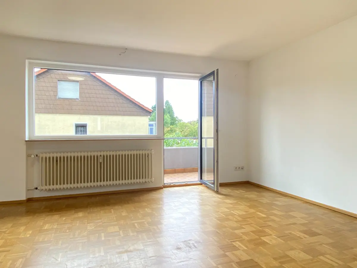 Wohn-/Essbereich mit offener Küche