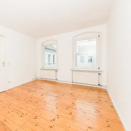 Elegantes Wohnen in historischem Ambiente: 4-Zimmer in Prenzlauer Berg!