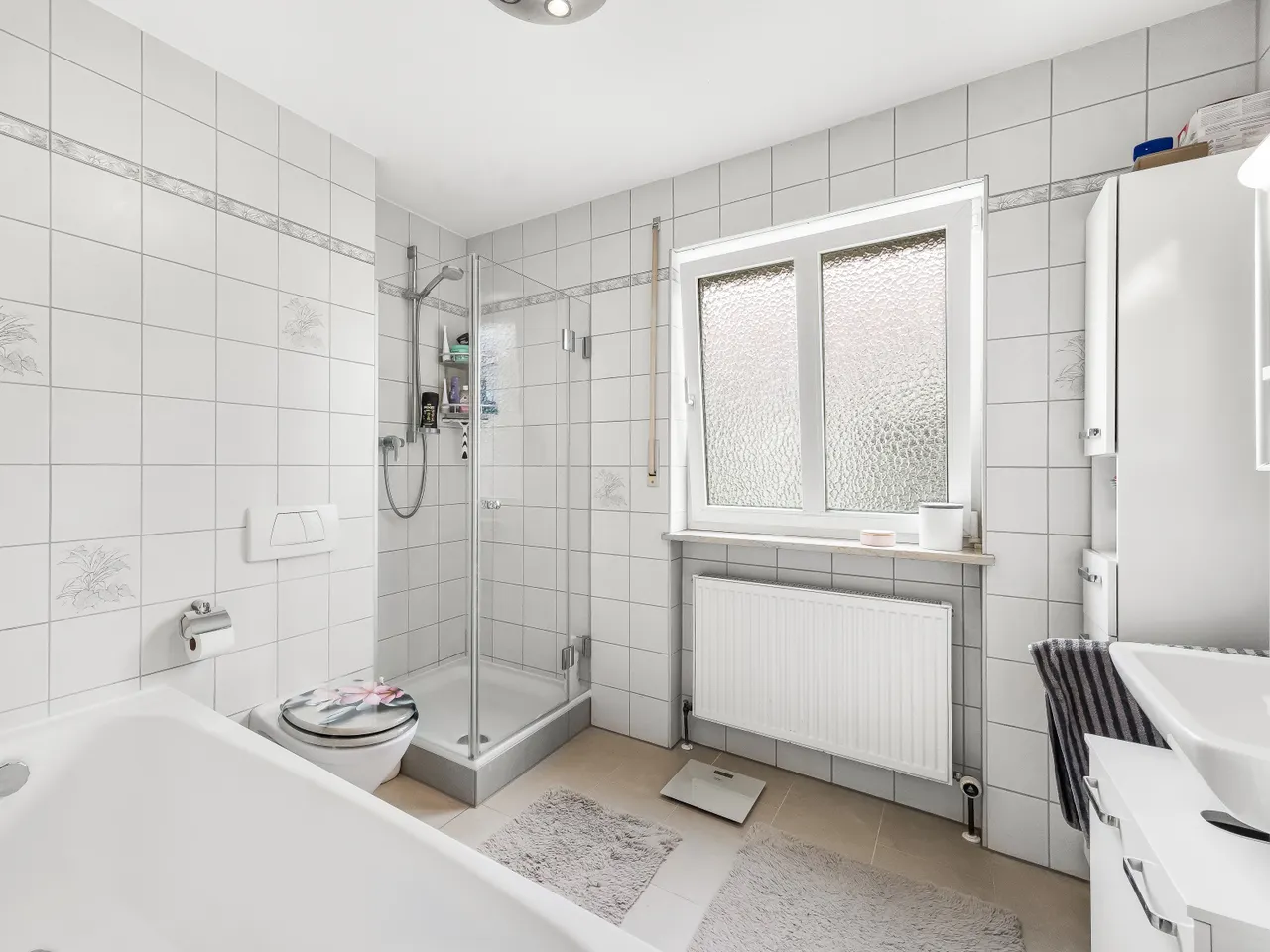 Badezimmer im OG